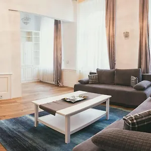Aparthotel Helvetia, Dusseldorf